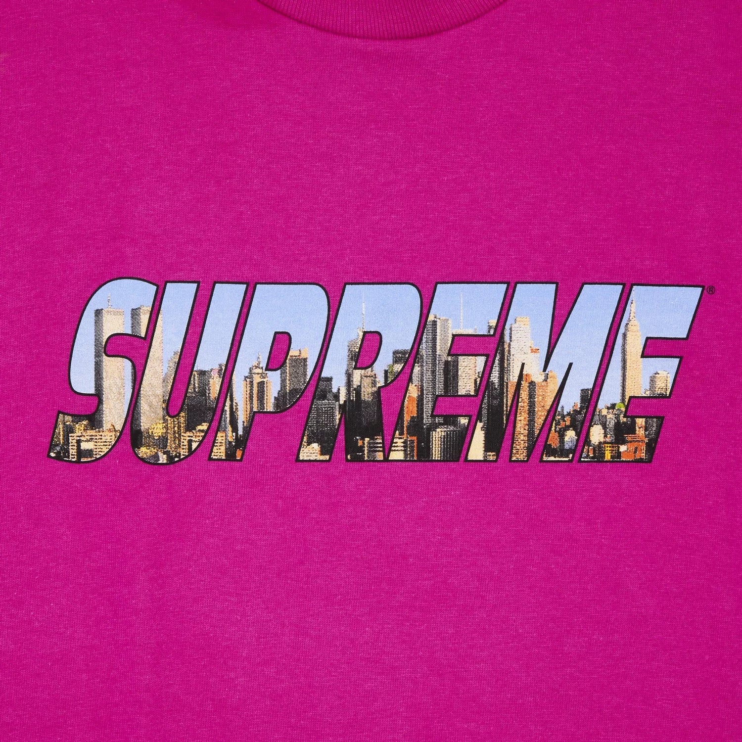 Supreme Gotham Tee 'Magenta'