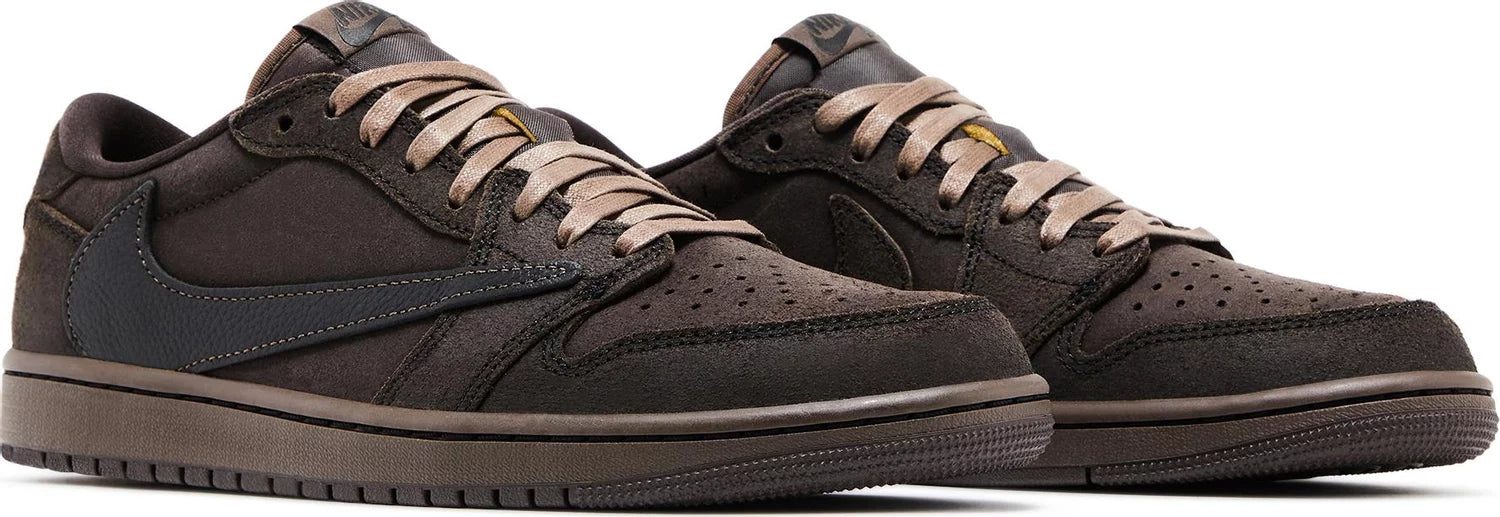Air Jordan 1 Retro Low OG SP Travis Scott Velvet Brown