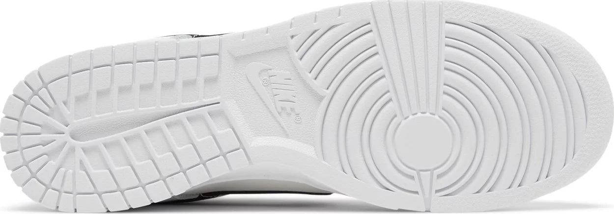 Nike Dunk Low Reverse Panda
