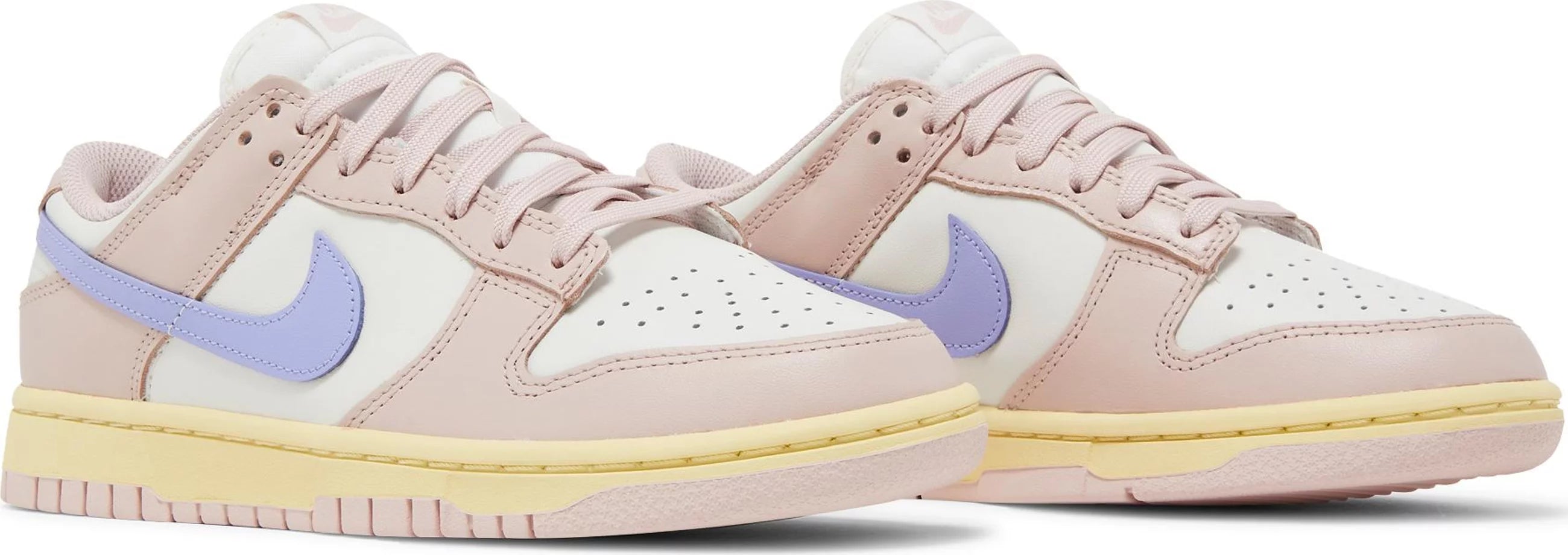 Nike Dunk Low 'Pink Oxford' (W)