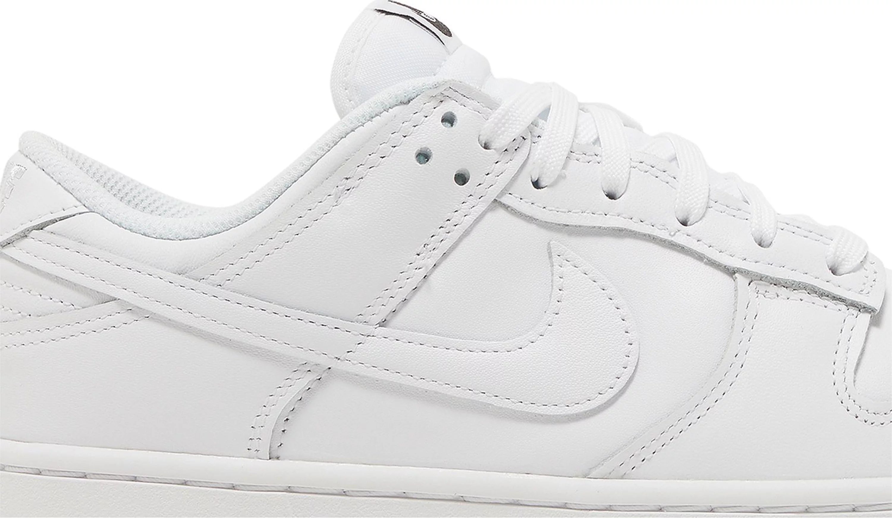 Nike Dunk Low Triple White (2021) (W)