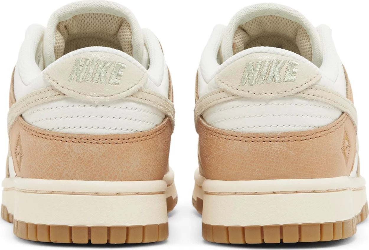 Nike Dunk Low SE Australia (Women's)