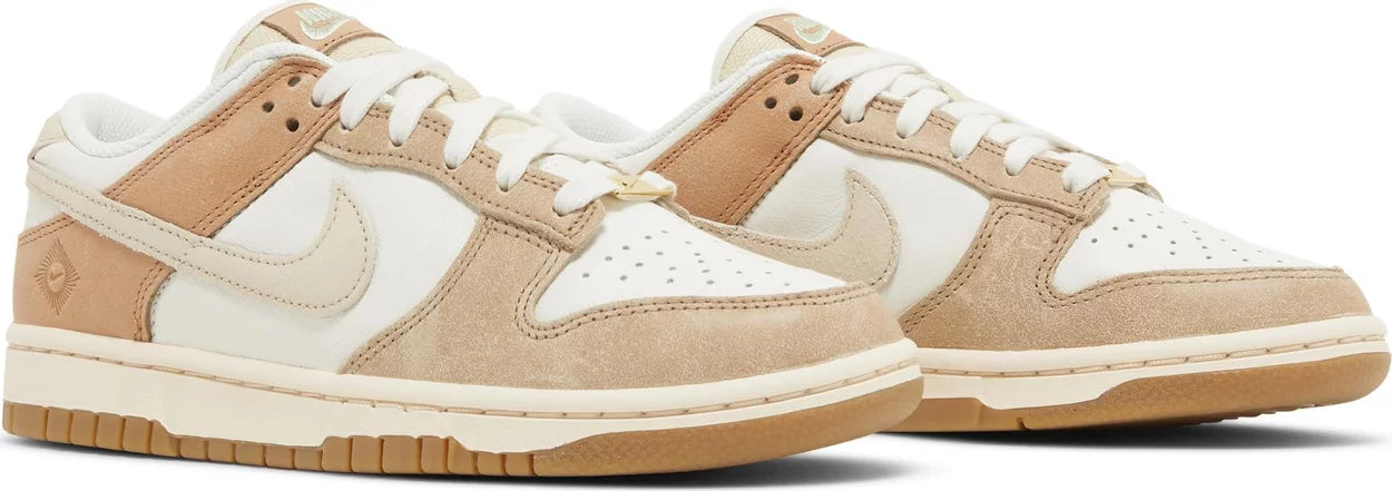 Nike Dunk Low SE Australia (Women's)