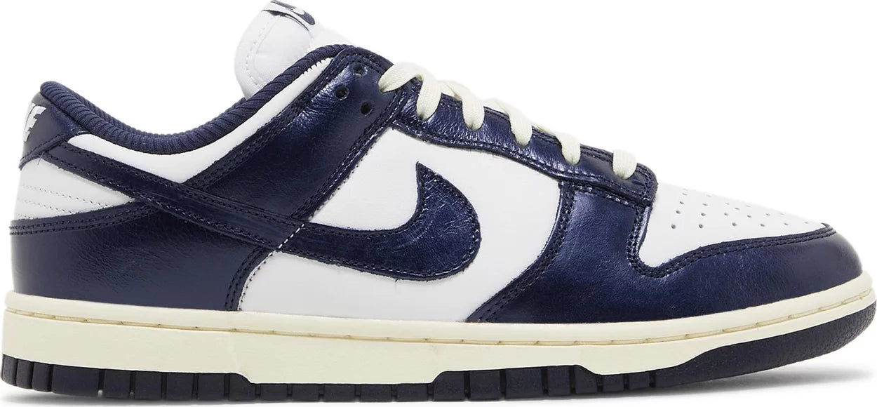 Nike Dunk Low 'Vintage Navy' (W)