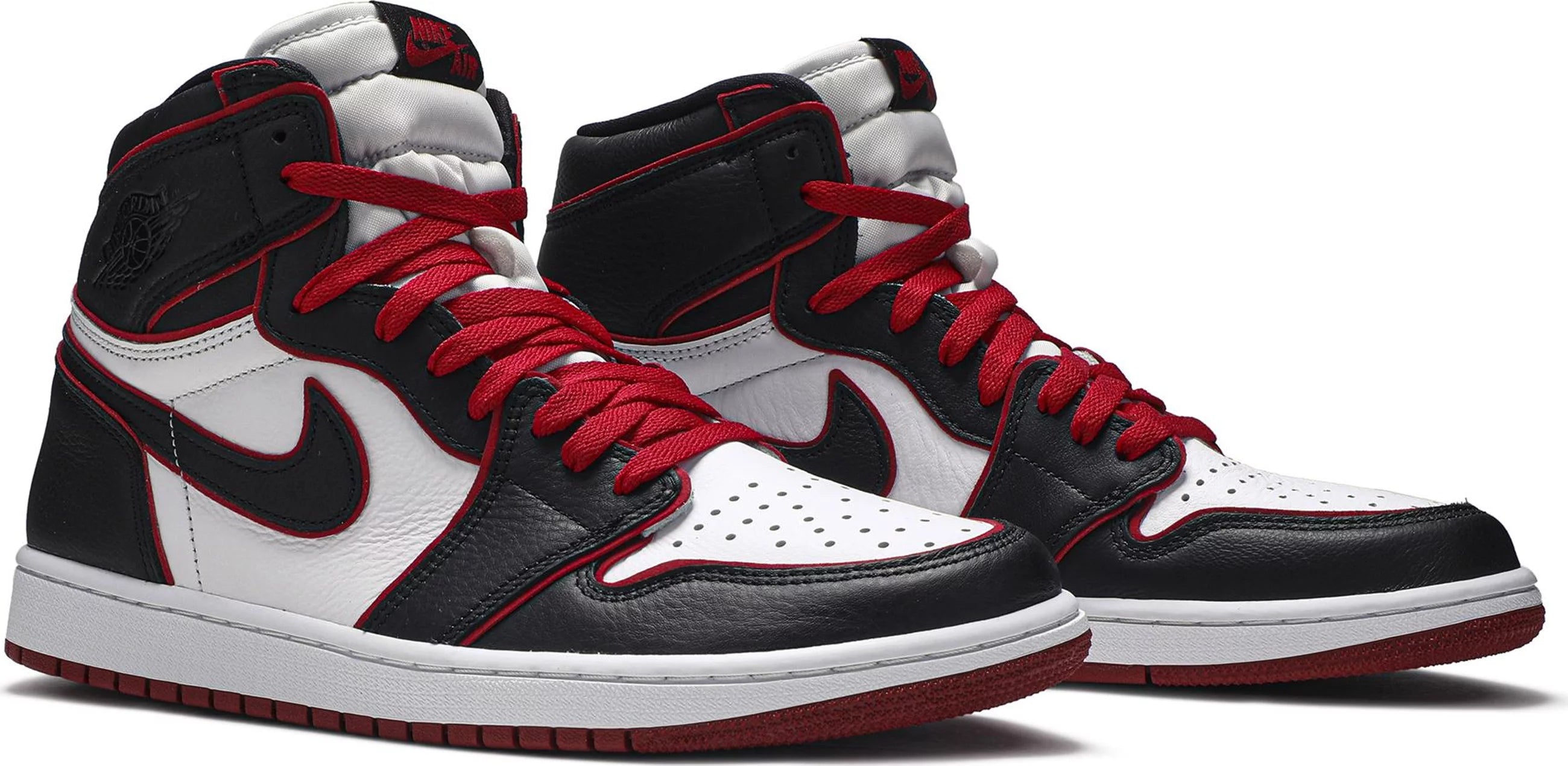 Air Jordan 1 Retro High 'Bloodline' (PreOwned)