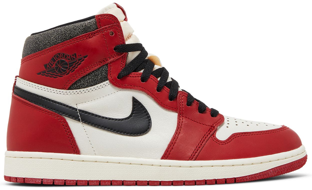 Air Jordan 1 Retro High OG Chicago"Lost and Found" (Pre-Owned)